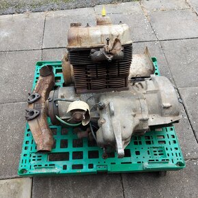 NSU - motor s příslušenstvím - 3