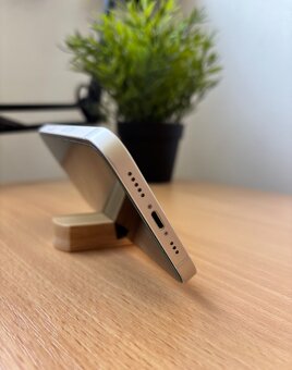 Apple iPhone 12 - 3