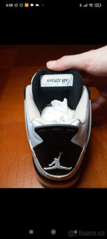 Jordan 4 - 3
