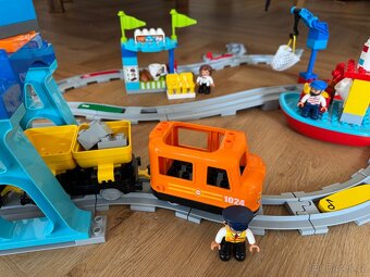 Lego Duplo 10875 Nákladní vlak - 3