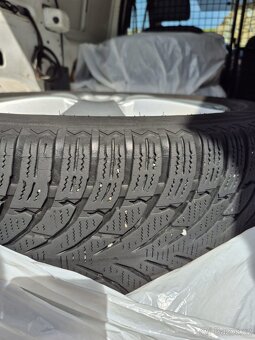 NOKIAN TYRES WR SUV 4 235/50 R 18 101V - 3
