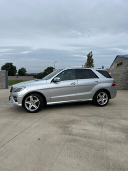 Mercedes-Benz ML 350 Bluetec 4Matic - 3