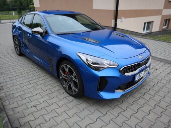 Kia Stinger 3.3 TGDI V6 272 kW 4WD GT-Line r.5/2018 Původ ČR - 3