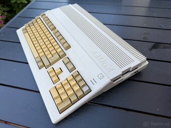Retro počítač Commodore Amiga 500 - 3