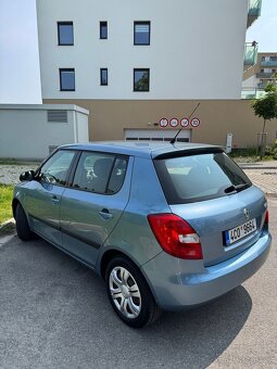 Škoda Fabia II 1.4 16V Ambiente - 3