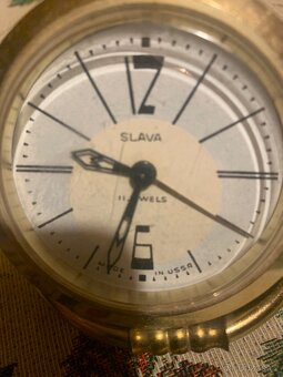 Nabizim budik SLAVA. - 3