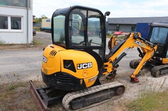 Pasovy minibagr JCB  8026 - 3