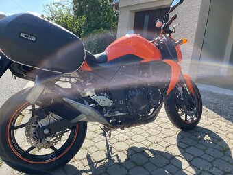 Kawasaki Z750 - 3