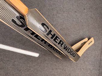 BRANKÁŘSKÁ HOKEJKA SHERWOOD GS 150 SENIOR - 3