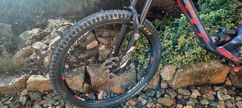 Celoodpružené kolo GT Force X Carbon Expert 2016 - 3