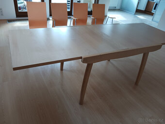 Kuchňský rozkládací stůl a žídle - 3