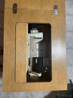 Retro skříňový šicí stroj Lucznik 438 - 3