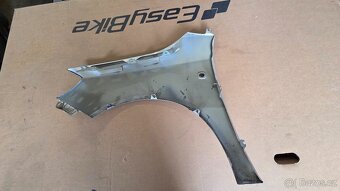 Pravý blatník Škoda Fabia 2 barva 9156 - 3