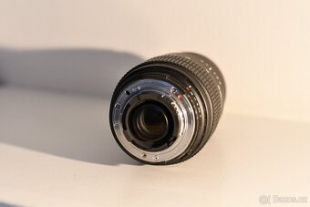 Sigma 70-300mm F4-5.6 APO MACRO pro Nikon - 3