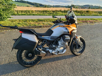 Moto Guzzi Stelvio - 3