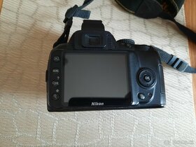 Prodám tělo fotoaparátu Nikon D3000 - 3