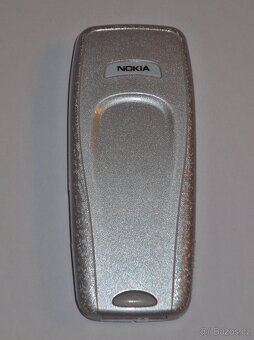 Nokia 3410 s baterií, jak nový - 3