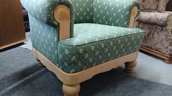 Masivní křeslo - 3