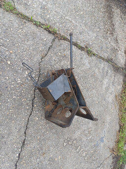 MAN TGA TGX TGS držák rezervy - 3