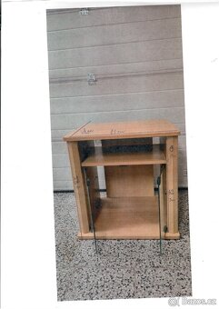 Televizní stolek - 3