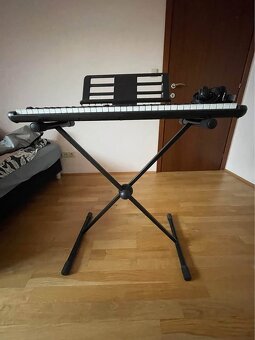 Casio CT-S300 Keyboard with dynamics - 3