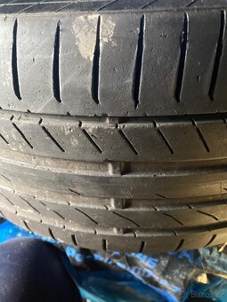 245/35r21 letni - 3