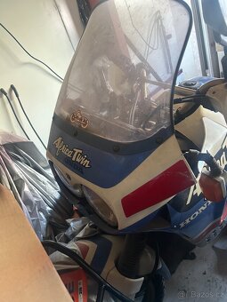 Honda - 3