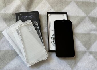Apple iPhone 12 Pro 256GB Graphite - 3