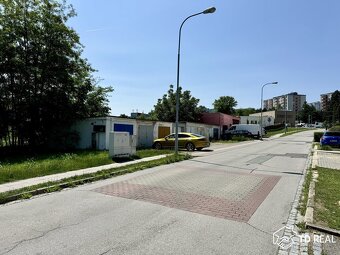 Prodej garáže, 17 m2 - Brno-Bystrc, ev.č. 00951 - 3