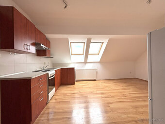 Pronájem bytu 2+kk, Jablonského, Plzeň, 15.500,- Kč/měs, 51 - 3
