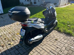 Kawasaki j300 skutr scooter. Moto 2016 - 3