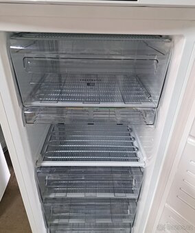 Mrazák 5 šup. AEG, 199L. - 3