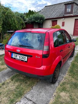 Ford fiesta 1.3 r.2005 - 3