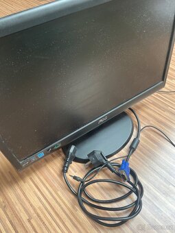 AOC LCD E950Swa – 19” monitor, jako nový - 3