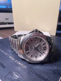 Prodám dámské Hodinky Longines Conquest 29.5mm Sunray Silver - 3