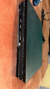 PS4 Pro - 3