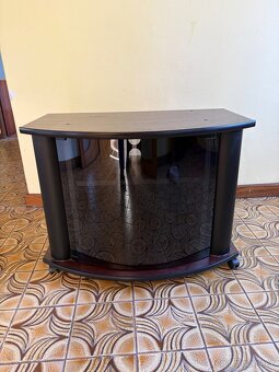 Stolek pod TV - 3