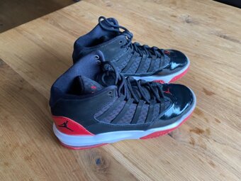 Nike Jordan Max Aura vel 39 - 3