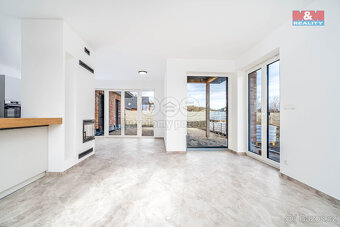 Prodej rodinného domu 4+kk, 127 m², Žiželice - 3