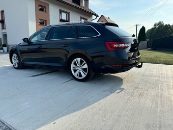 Škoda Superb Combi 3 2.0 TDI DSG - 3