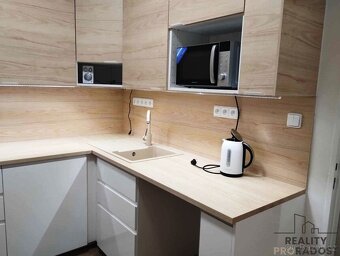 Pronájem, byt 3+1 se 2 balkony, 76m2, Břeclav - 3