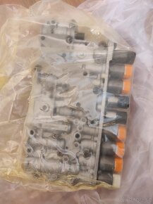 Ventilový blok K68318224AA - 3