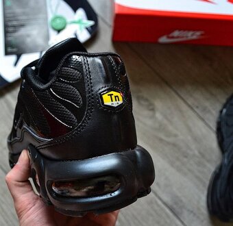 Nike Air Max Plus - 3