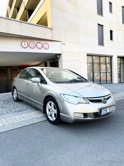 Honda Civic 8g Sedan - 3