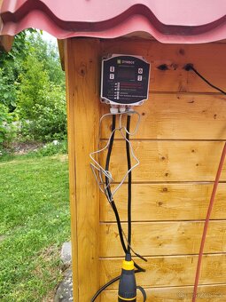 ELEKTRICKÁ UDÍRNA ZATEPLENÁ, DŘEVĚNÁ, POUŽÍVANÁ - 3