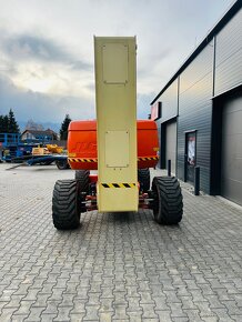 Terenní plošina JLG 800AJ - 3