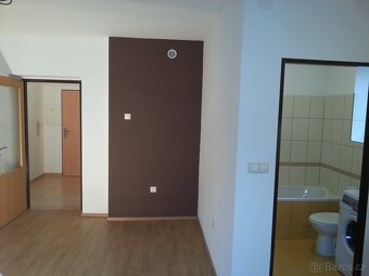 PRONAJMU BYT 3+KK V ČERVENÉM KOSTELCI NA VĚTRNÍKU - 3