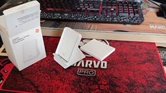 Prodám Xiaomi 80 w adaptivní bezdrátový nabíjecí stojánek - 3