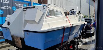 Kajautová loď Microplus 600 Galaxy ( 2x kajuta ) - 3