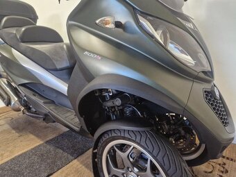 Piaggio MP3 500 LED ESP USB 6/2016 - 3